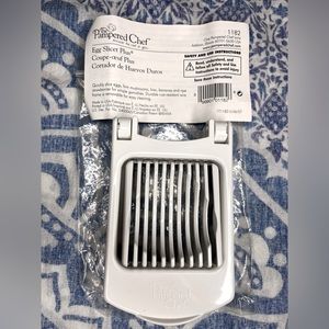 The Pampered Chef Egg Slicer Plus